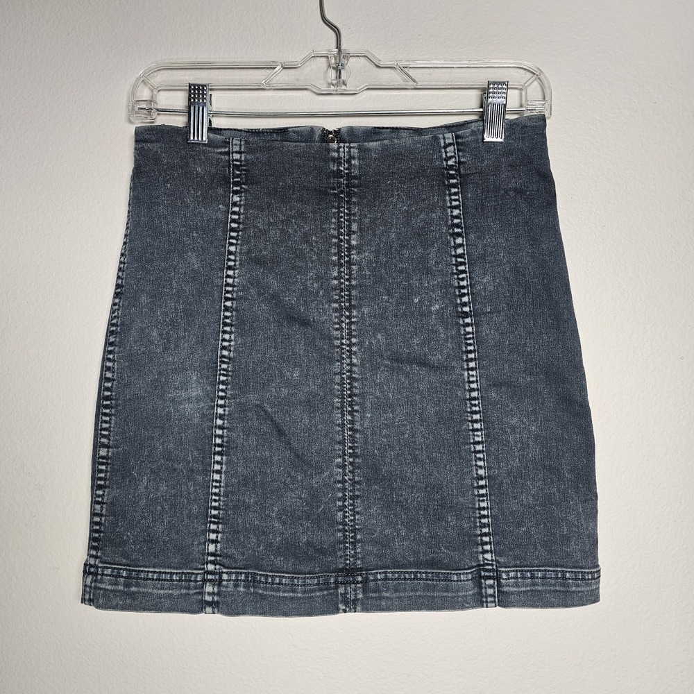 Free People Womens Size 6 Black Denim Mini Skirt Stretch Grunge Baddie Edgy
